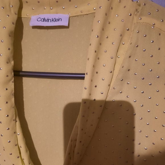 Yellow studded blouse - Picture 3 of 3